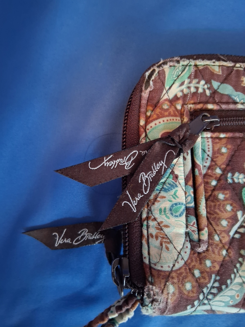 Vera Bradley Quilted Floral Zip Wristlet Wallet, Credit Card, Brown Blue - Picture 3 of 3